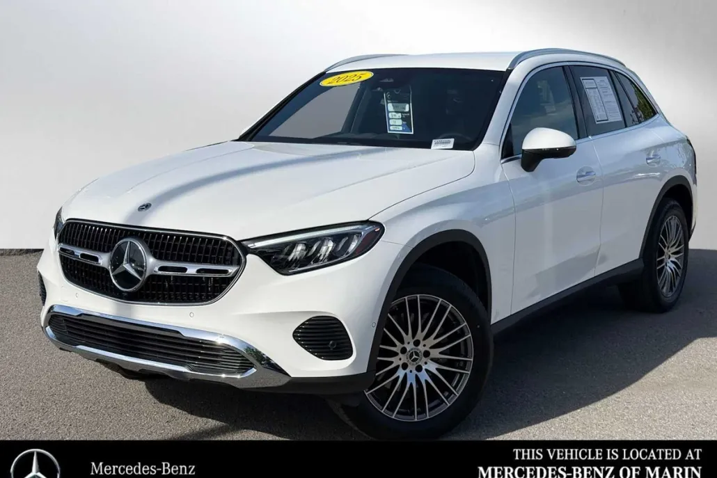 2025 Mercedes Benz GLC 300 photo 1