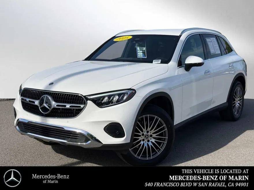 2025 Mercedes Benz GLC 300 photo 1