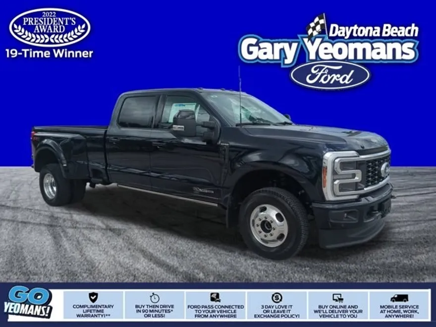 2025 Ford F-350 Platinum photo 1