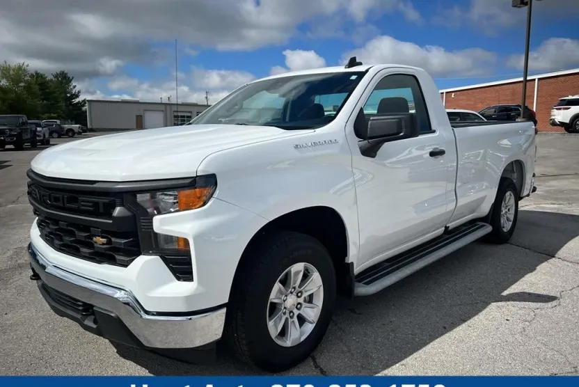 2024 Chevrolet Silverado 1500 photo 1