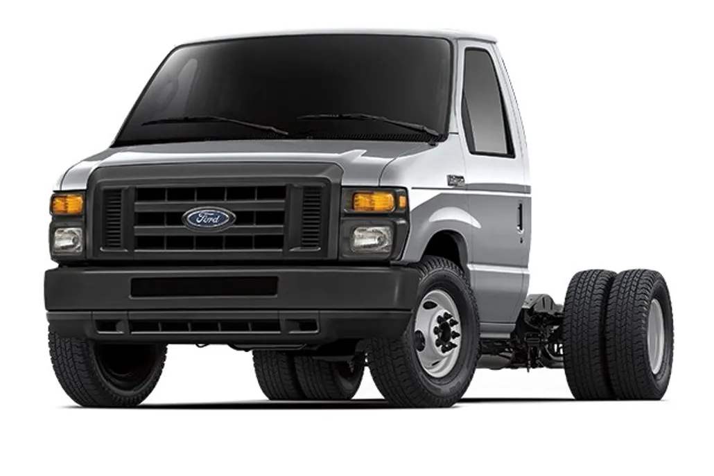 2017 Ford E-450 photo 1