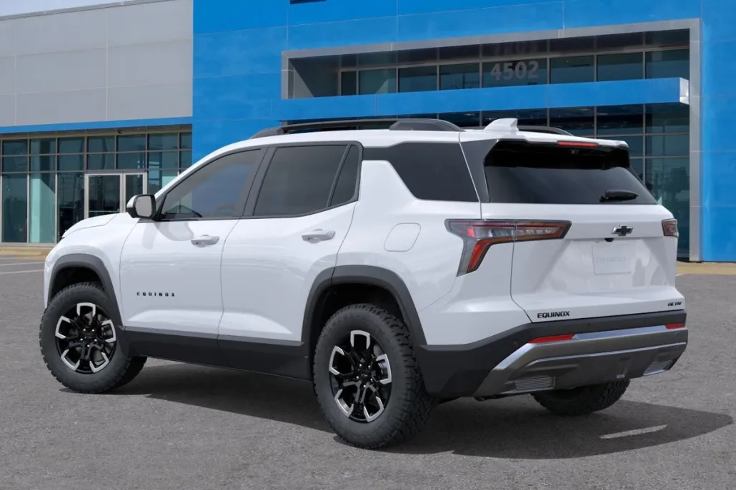 2026 Chevrolet Equinox ACTIV photo 1