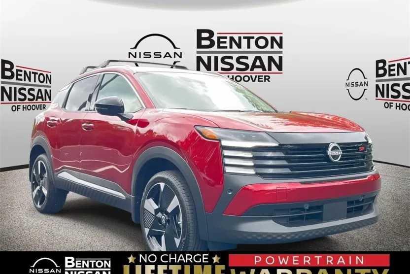 2026 Nissan Kicks SR photo 1