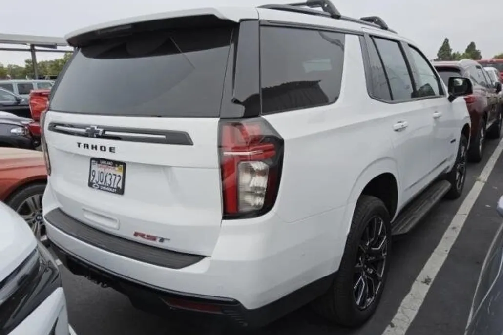 2023 Chevrolet Tahoe RST photo 1