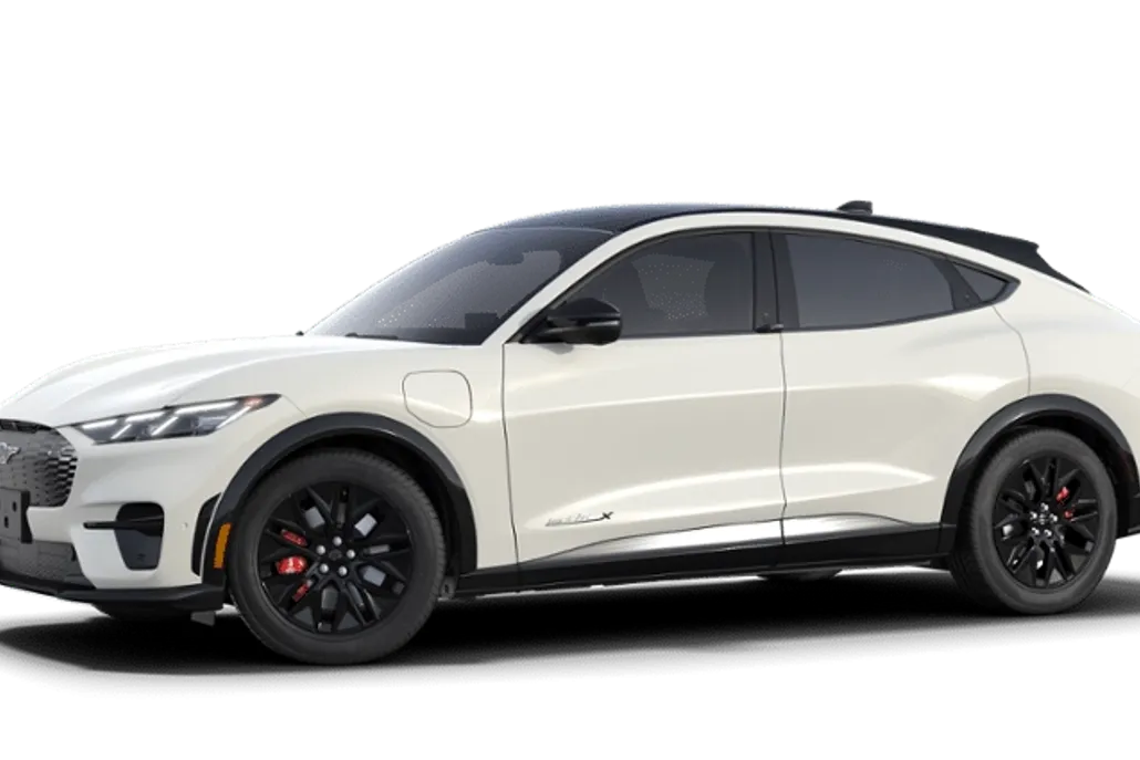 2025 Ford Mustang Mach-E Premium photo 1