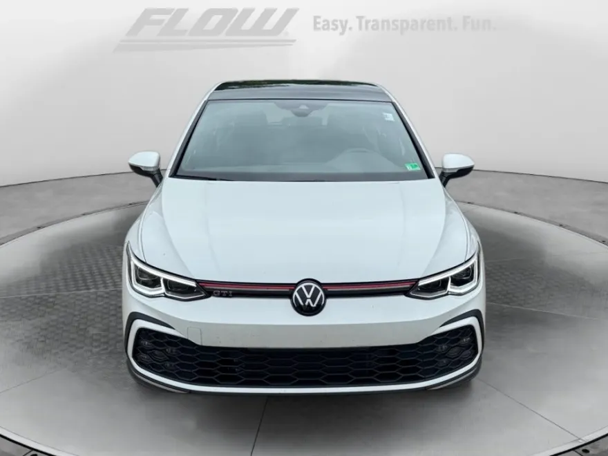 2024 Volkswagen Golf GTI SE photo 1