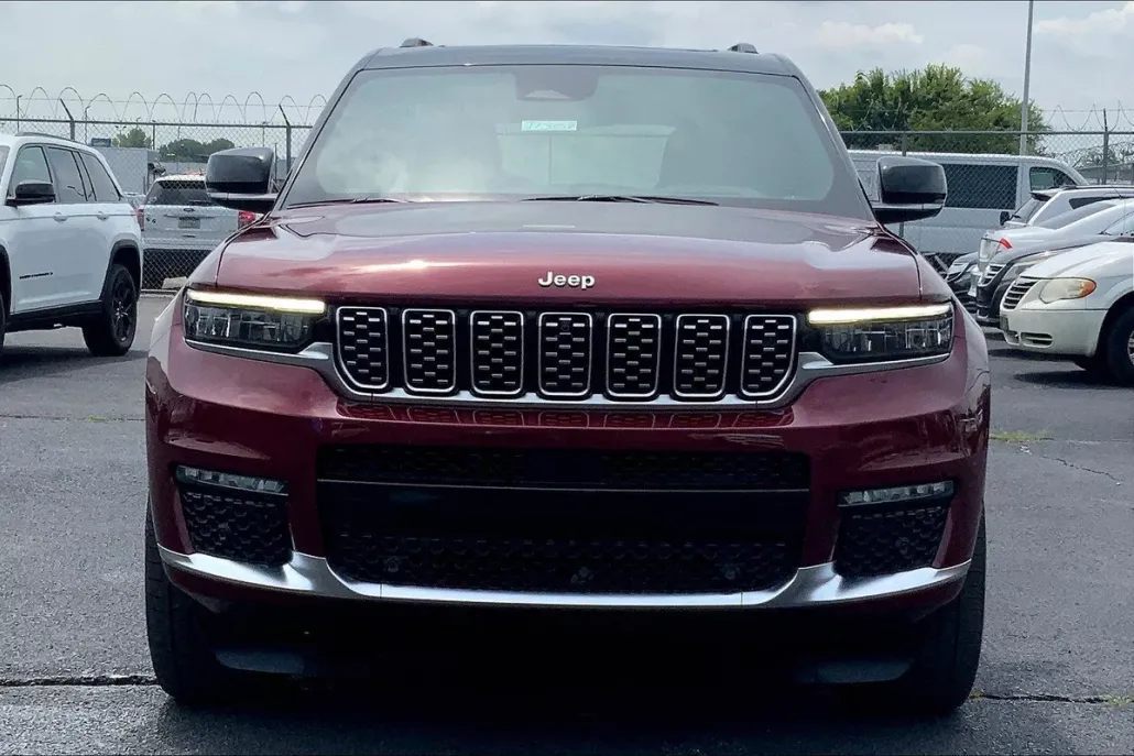 2024 Jeep Grand Cherokee L Summit Reserve photo 1