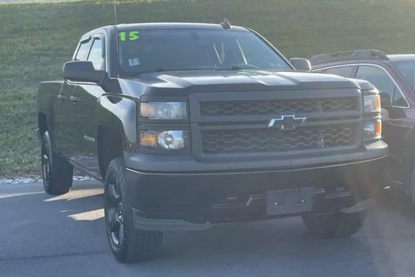 2015 Chevrolet Silverado 1500 photo 1