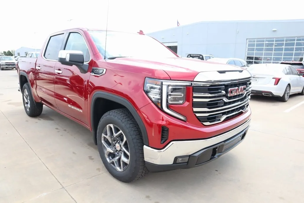 2026 Gmc Sierra 1500 SLT photo 1