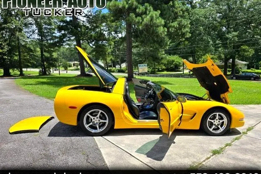 2000 Chevrolet Corvette Coupe photo 1