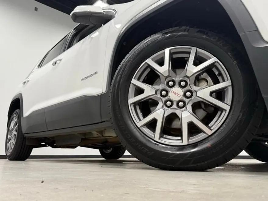 2020 Gmc Acadia SLT photo 1