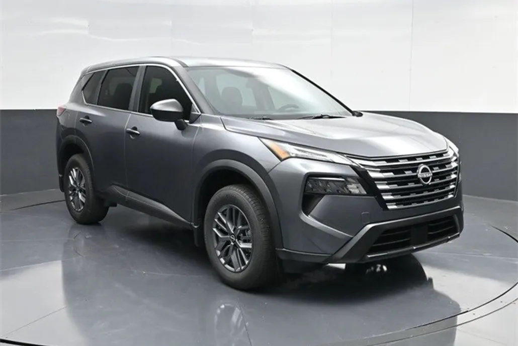 2026 Nissan Rogue S photo 1