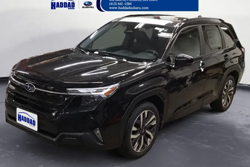 2025 Subaru Forester Touring photo 1