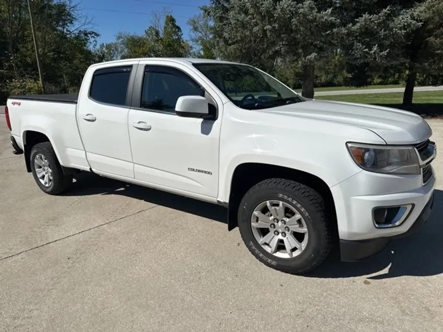 2016 Chevrolet Colorado LT photo 1
