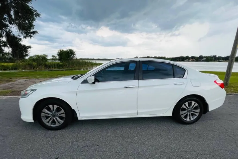 2014 Honda Accord LX photo 1