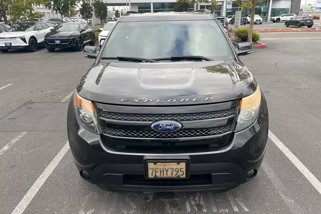 2014 Ford Explorer Sport photo 1