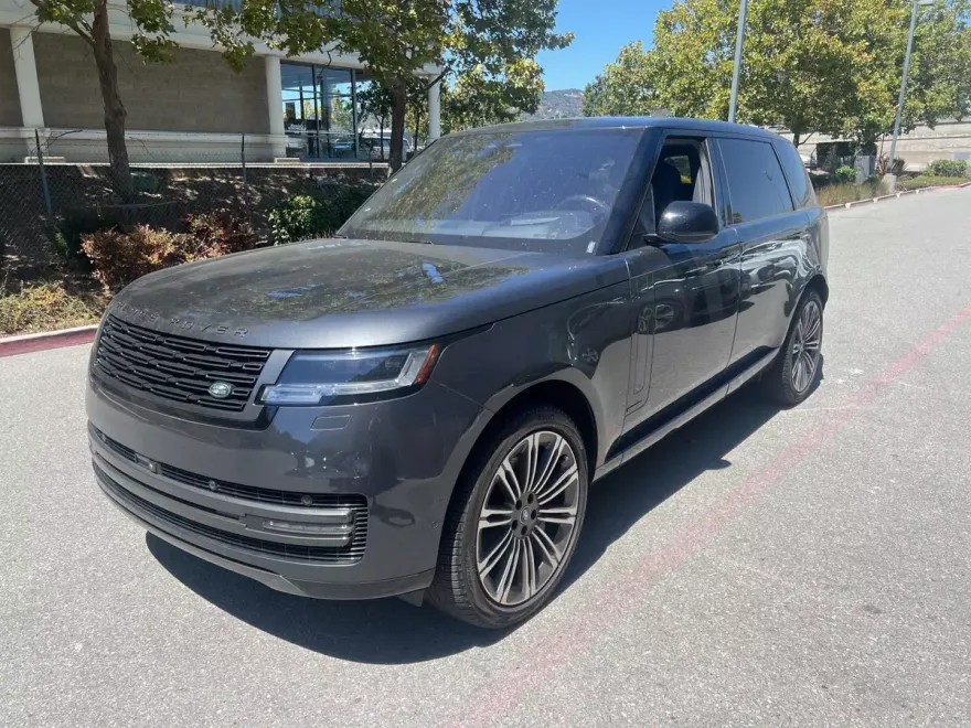 2023 Land Rover Range Rover Autobiography photo 1