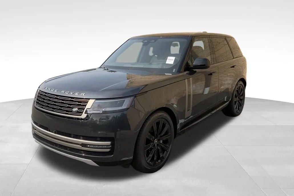 2025 Land Rover Range Rover SE photo 1