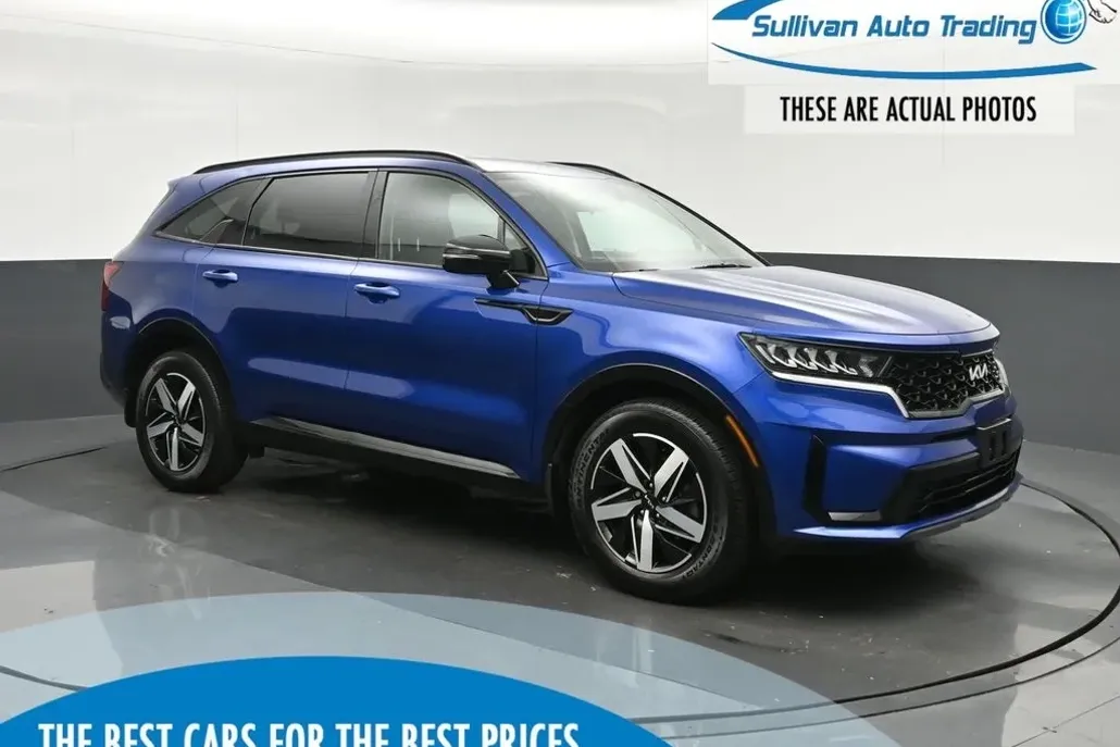 2022 Kia Sorento S photo 1