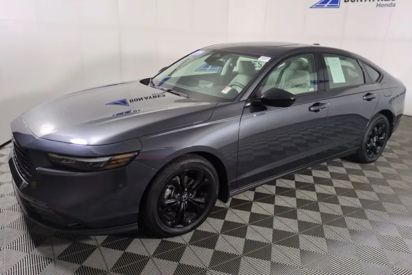 2025 Honda Accord SE photo 1