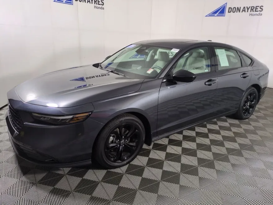 2025 Honda Accord SE photo 1