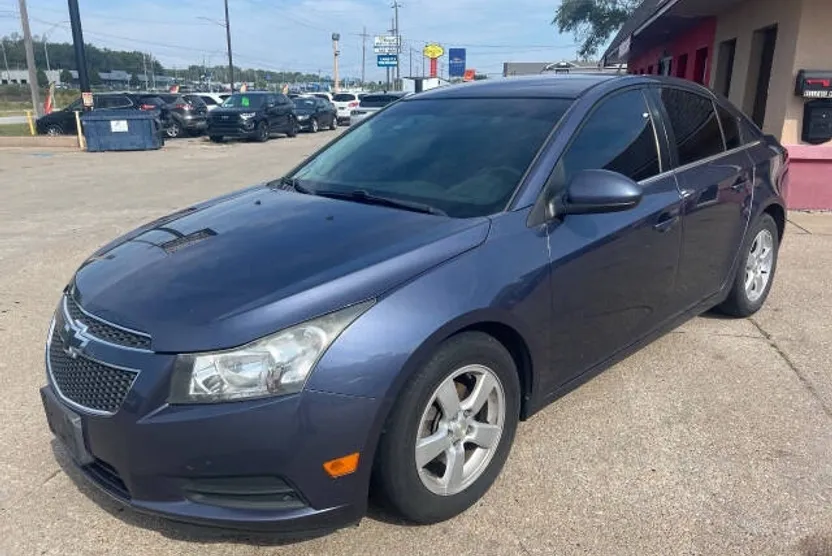 2014 Chevrolet Cruze photo 1