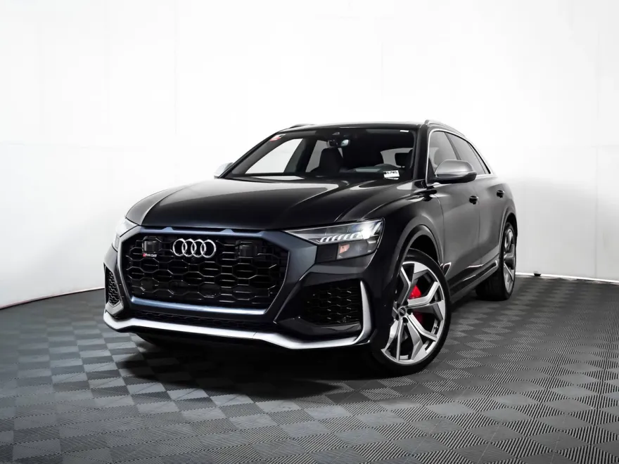 2024 Audi RS Q8 photo 1