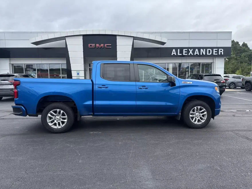 2022 Chevrolet Silverado 1500 RST photo 1