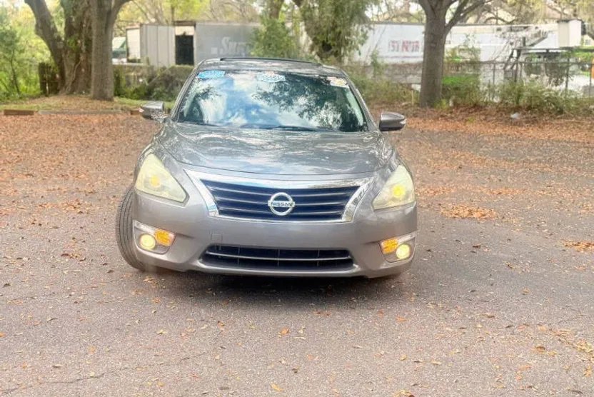 2015 Nissan Altima 2.5 SL photo 1