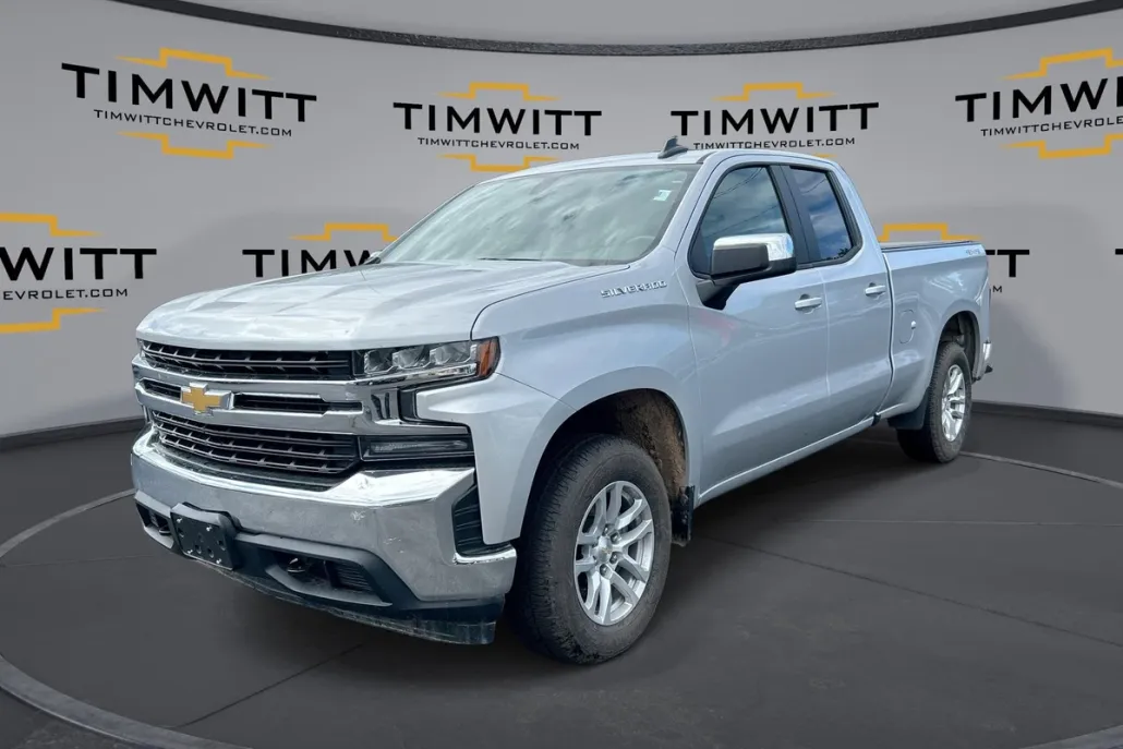 2020 Chevrolet Silverado 1500 LT photo 1
