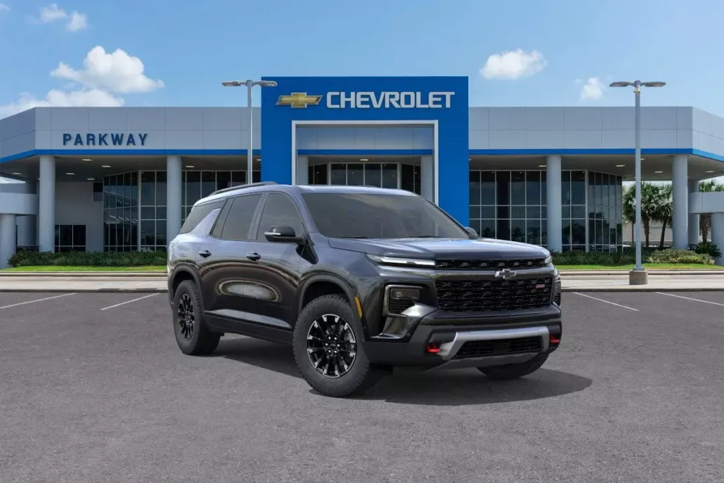 2025 Chevrolet Traverse Z71 photo 1