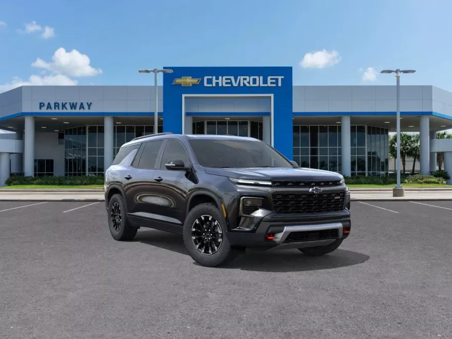 2025 Chevrolet Traverse Z71 photo 1