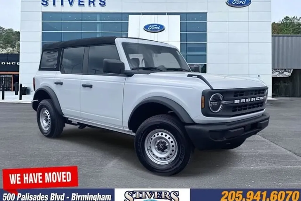 2025 Ford Bronco Base photo 1