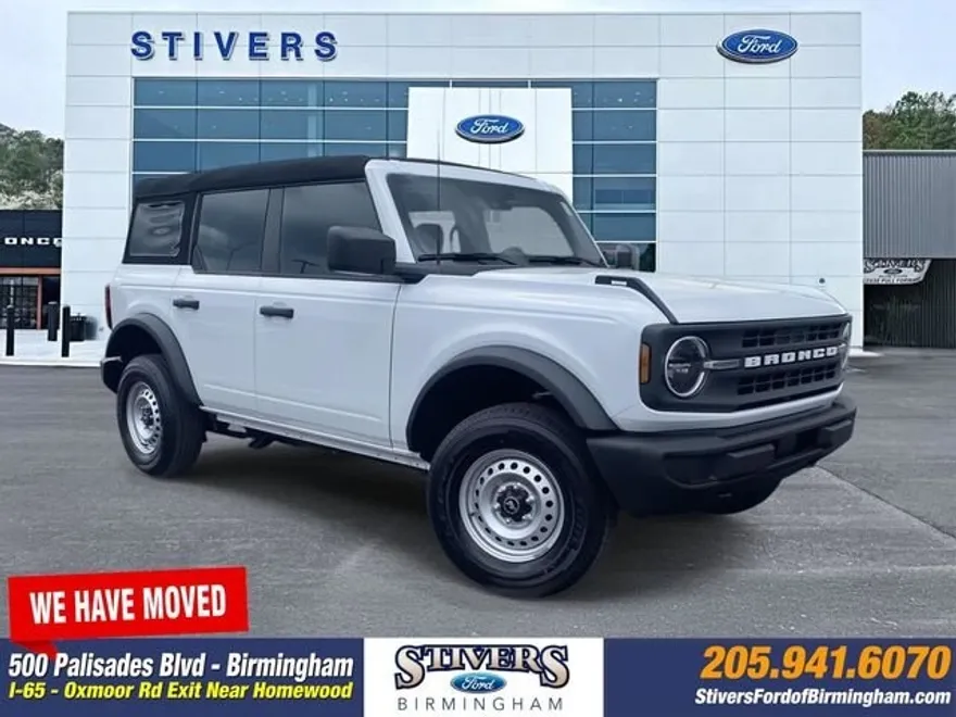 2025 Ford Bronco Base photo 1