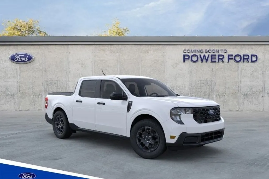 2025 Ford Maverick XLT photo 1