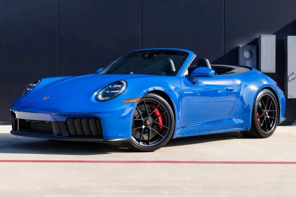2026 Porsche 911 GTS Cabriolet photo 1
