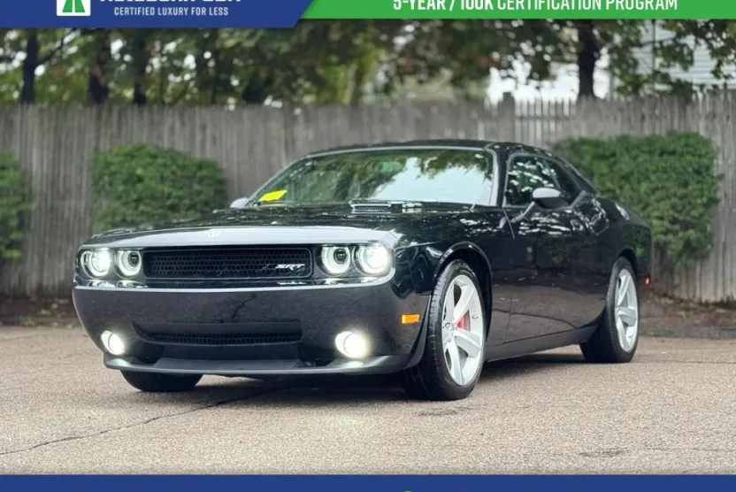 2009 Dodge Challenger SRT8 photo 1