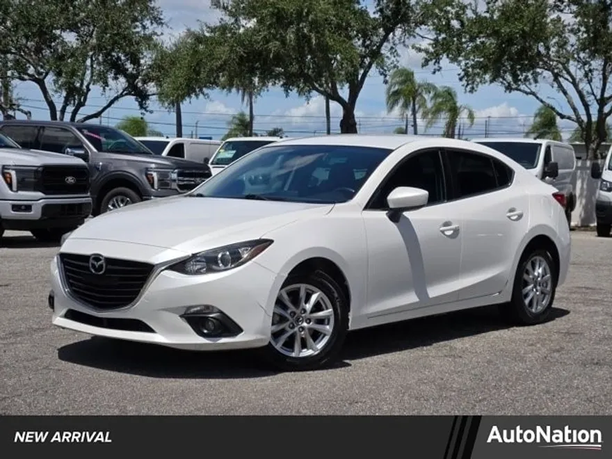 2015 Mazda Mazda3 Touring photo 1