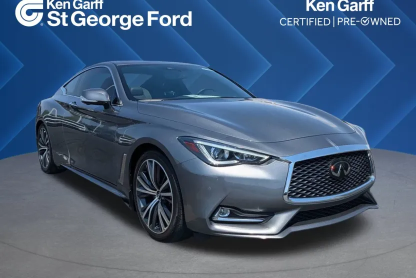 2022 Infiniti Q60 Luxe photo 1