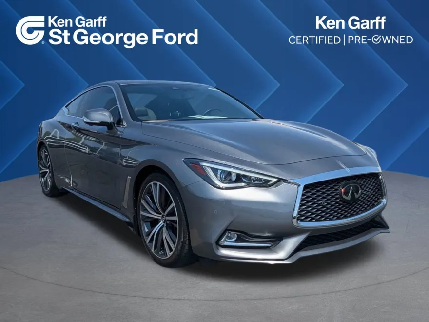 2022 Infiniti Q60 Luxe photo 1
