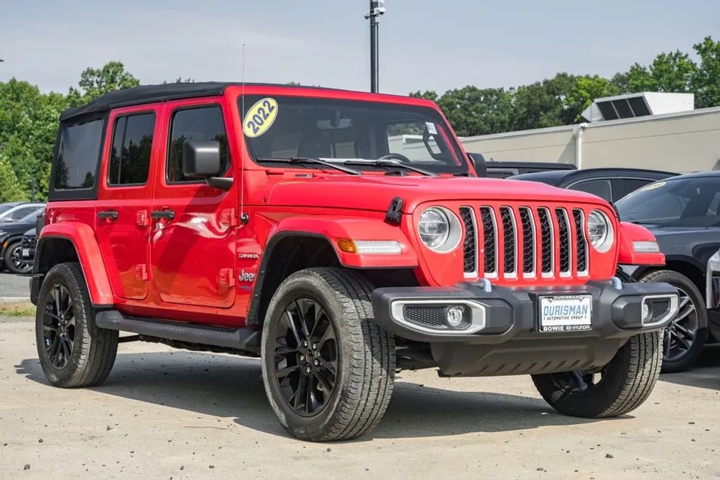 2022 Jeep Wrangler Unlimited 4xe Sahara photo 1