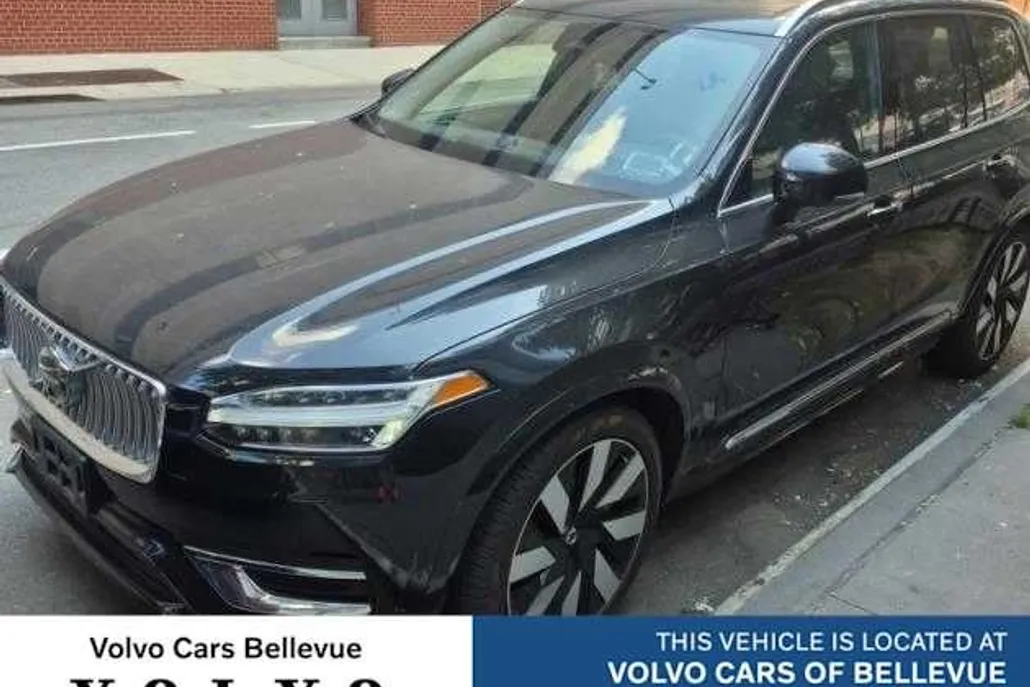 2023 Volvo XC90 Recharge Ultimate photo 1