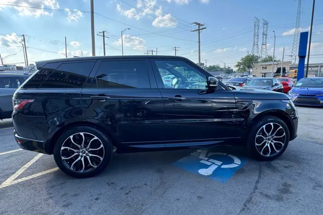 2022 Land Rover Range Rover Sport HSE Silver Edition photo 1