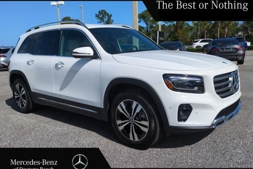 2025 Mercedes Benz GLB 250 photo 1