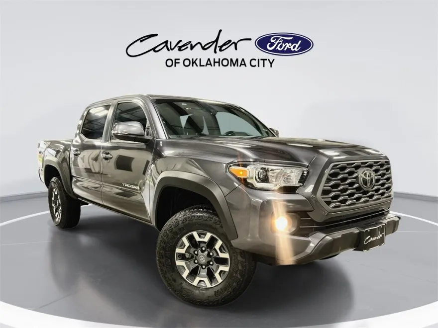 2023 Toyota Tacoma TRD Off-Road photo 1
