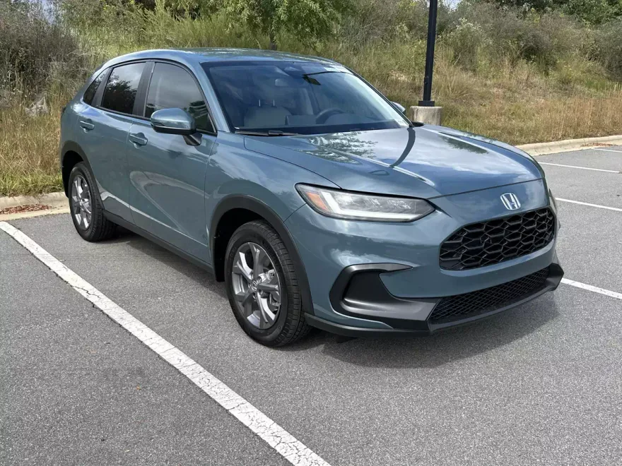 2026 Honda HR-V LX photo 1