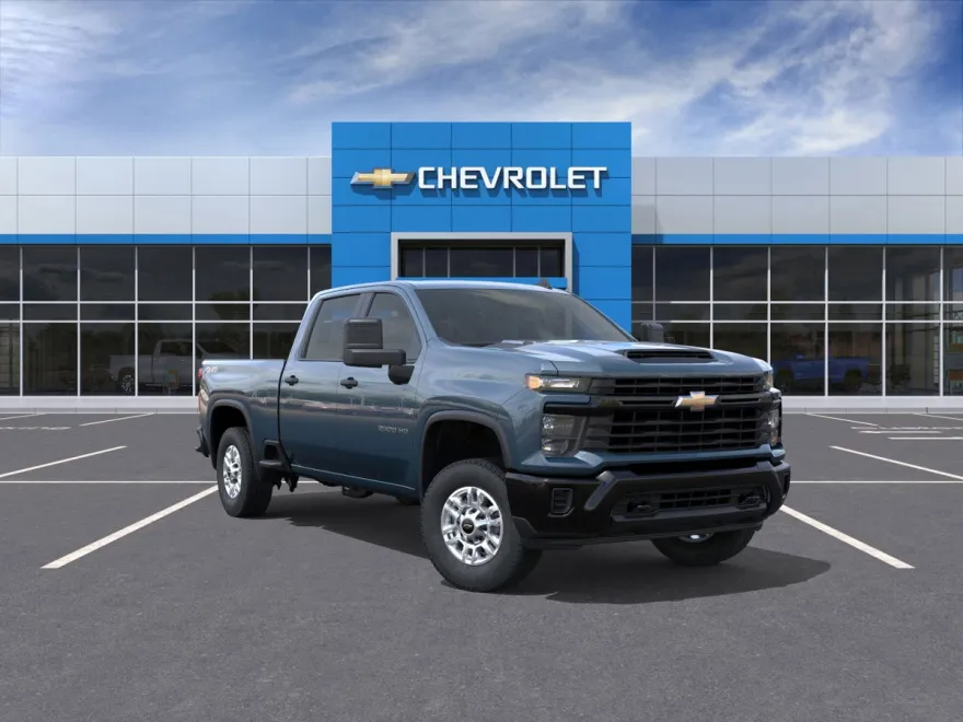 2026 Chevrolet Silverado 2500HD photo 1