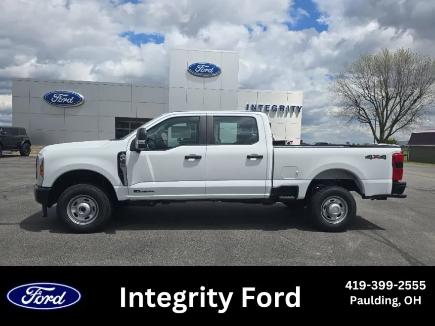 2025 Ford F-350 XL photo 1