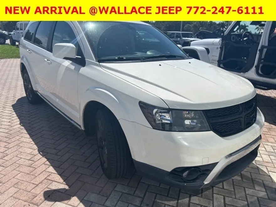 2020 Dodge Journey Crossroad photo 1