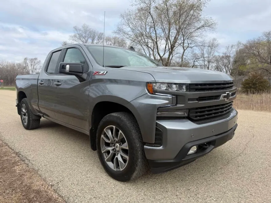 2021 Chevrolet Silverado 1500 RST photo 1